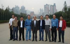 2007年10月24日，國家發改委經濟運行局副局長賈銀松考察江西亞東