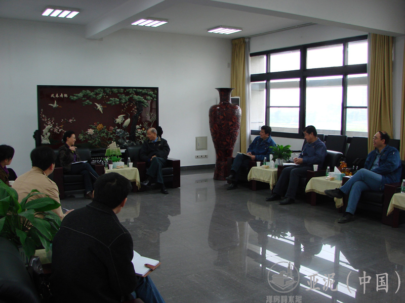 2009年4月3日，彭州市譚學軍副書記視察四川亞東